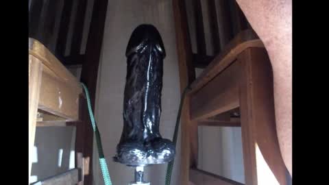 max_bondage online show from November 15, 2025, 1:25 am