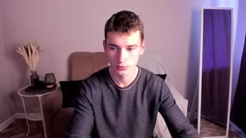 Max online show from September 24, 2025, 5:55 am