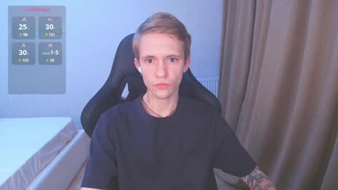 Snapshot of max_gen chatting on March 11, 2025, 1:59 am Max Gen with tats 24years  And Ethan without tats 20 years online show from March 11, 2025, 1:59 am