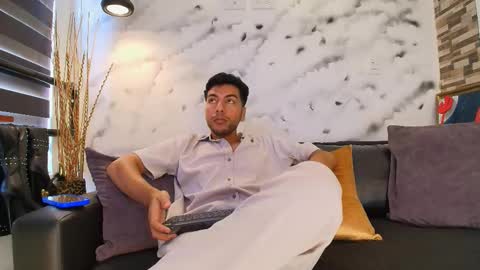 Snapshot of max_hornye chatting on February 16, 2026, 6:59 pm Max Hornye online show from February 16, 2026, 6:59 pm