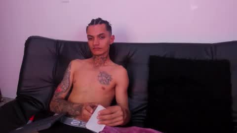 max_kaliifa online show from May 20, 2026, 9:10 pm