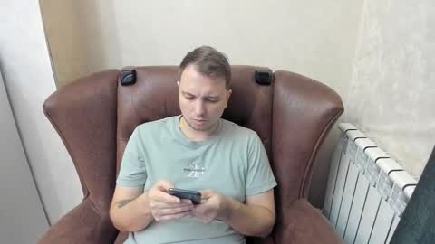 Snapshot of max_kamer chatting on October 21, 2025, 3:29 am Max online show from October 21, 2025, 3:29 am