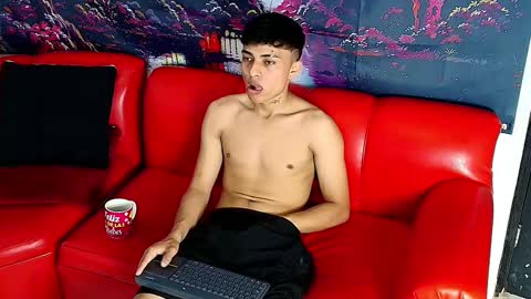 Snapshot of max_latin_ chatting on February 1, 2025, 11:54 am max_latin_ online show from February 1, 2025, 11:54 am