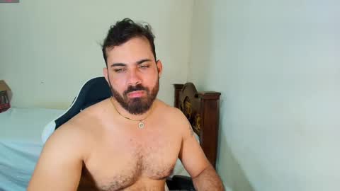 Snapshot of max_love25 chatting on September 23, 2025, 12:57 am max_love25 online show from September 23, 2025, 12:57 am
