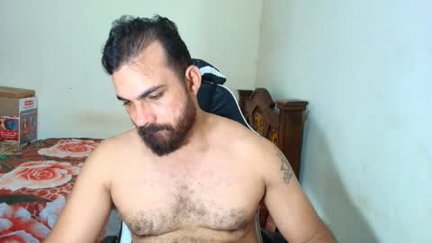 max_love25 online show from December 3, 2025, 11:03 pm