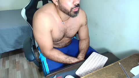 Snapshot of max_love25 chatting on February 7, 2026, 9:07 pm max_love25 online show from February 7, 2026, 9:07 pm