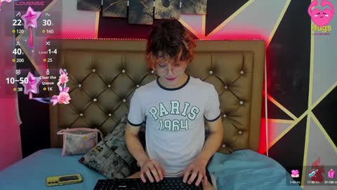 Snapshot of max_lover1 chatting on January 14, 2025, 3:26 pm Max lover1 online show from January 14, 2025, 3:26 pm