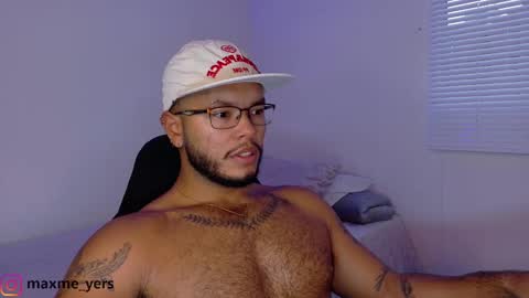 Snapshot of max_meyer chatting on October 6, 2025, 10:07 pm max_meyer online show from October 6, 2025, 10:07 pm