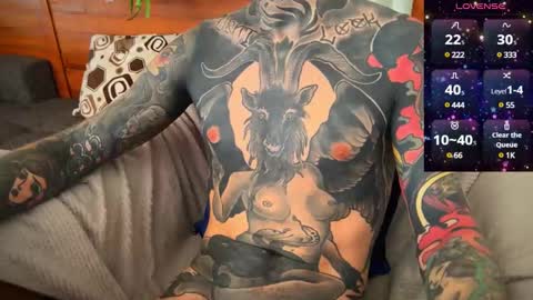 Snapshot of max_reaves chatting on December 8, 2024, 6:11 am online show from December 8, 2024, 6:11 am