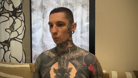 Snapshot of max_reaves chatting on January 22, 2025, 8:18 am online show from January 22, 2025, 8:18 am