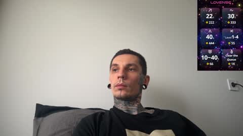 Snapshot of max_reaves chatting on February 6, 2025, 1:32 pm online show from February 6, 2025, 1:32 pm