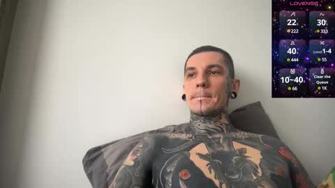 Snapshot of max_reaves chatting on February 26, 2025, 7:20 am online show from February 26, 2025, 7:20 am