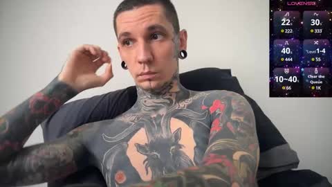 Snapshot of max_reaves chatting on March 1, 2025, 7:19 am online show from March 1, 2025, 7:19 am