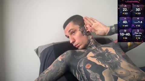 Snapshot of max_reaves chatting on March 6, 2025, 6:30 am online show from March 6, 2025, 6:30 am