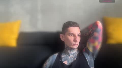 Snapshot of max_reaves chatting on September 13, 2025, 5:40 am online show from September 13, 2025, 5:40 am