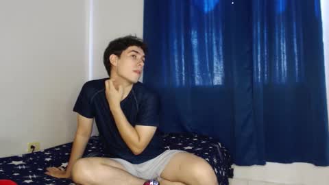 Snapshot of max_snow1616 chatting on October 26, 2025, 6:14 pm max_snow1616 online show from October 26, 2025, 6:14 pm