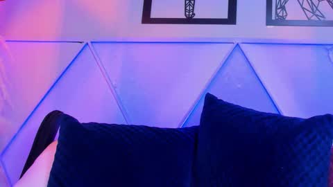 Max online show from September 23, 2025, 10:13 pm