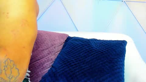 Max online show from September 27, 2025, 10:59 pm
