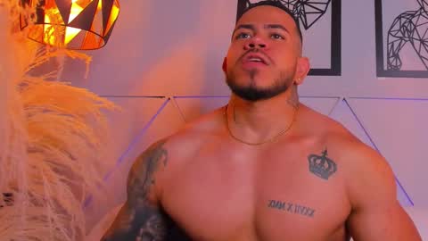 Max online show from September 29, 2025, 8:35 pm