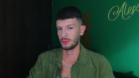 Snapshot of max_tayloor chatting on January 2, 2025, 10:01 pm Max Taylor online show from January 2, 2025, 10:01 pm