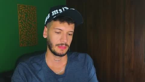 Snapshot of max_tayloor chatting on February 2, 2025, 8:51 pm Max Taylor online show from February 2, 2025, 8:51 pm