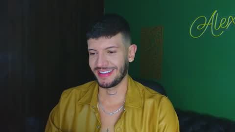 Snapshot of max_tayloor chatting on February 11, 2025, 4:33 am Max Taylor online show from February 11, 2025, 4:33 am