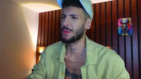 Snapshot of max_tayloor chatting on February 4, 2026, 4:51 am Max Taylor online show from February 4, 2026, 4:51 am