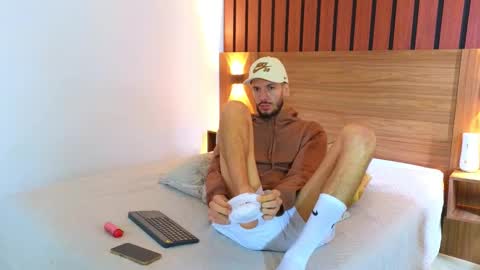 Snapshot of max_tayloor chatting on February 4, 2026, 6:25 pm Max Taylor online show from February 4, 2026, 6:25 pm