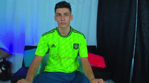 Snapshot of max_wild01 chatting on January 26, 2025, 9:07 pm MAX online show from January 26, 2025, 9:07 pm