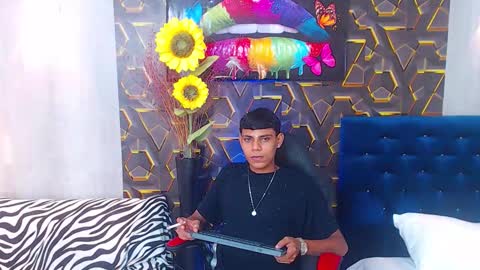 max online show from October 12, 2025, 4:11 am