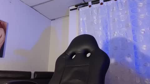 Max  Dalyn online show from January 8, 2025, 7:24 pm