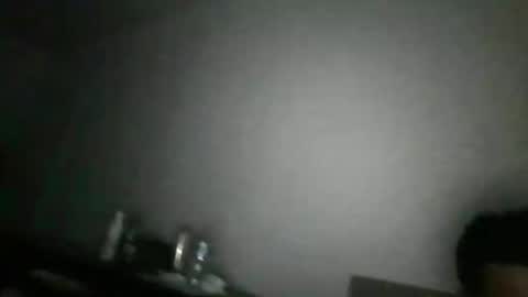 maxbee1323 online show from April 13, 2026, 5:40 pm