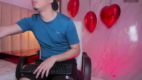 Snapshot of maxbenetti chatting on February 15, 2026, 9:22 pm Maximiliano online show from February 15, 2026, 9:22 pm