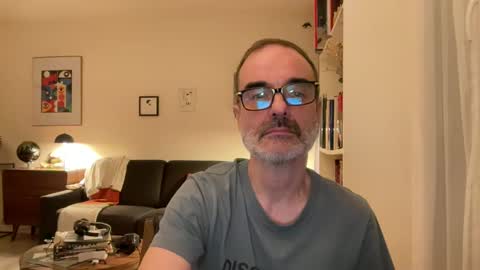 Snapshot of maxbow chatting on January 9, 2025, 6:36 pm Max Mikado online show from January 9, 2025, 6:36 pm