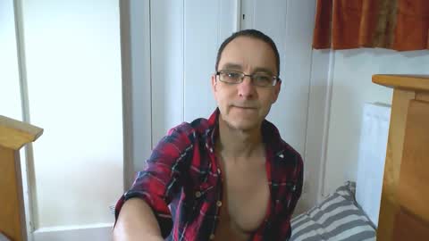 Snapshot of maxdavies chatting on February 19, 2026, 11:28 am Max Davies online show from February 19, 2026, 11:28 am