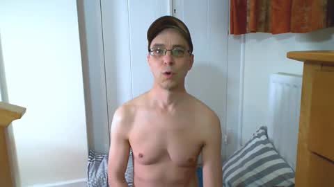 Snapshot of maxdavies chatting on March 12, 2026, 3:18 pm Max Davies online show from March 12, 2026, 3:18 pm