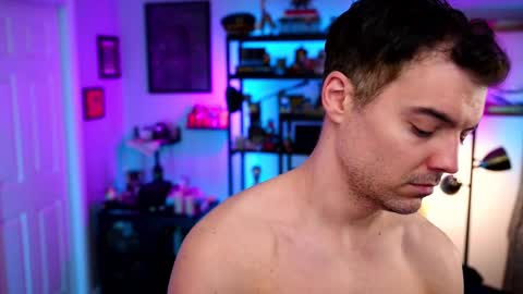 Max Hughes online show from November 13, 2025, 2:43 am