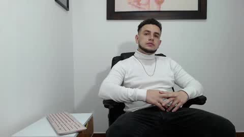 Snapshot of maxi_alcantara chatting on October 12, 2025, 3:16 am Maxi 600pm to 1201am col time online show from October 12, 2025, 3:16 am