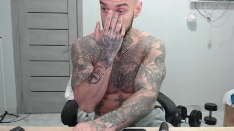 Snapshot of maxi_foxxx chatting on April 20, 2026, 7:22 am Maximus Fox online show from April 20, 2026, 7:22 am