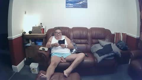 Snapshot of maxi_johnes chatting on October 25, 2025, 10:48 pm MAX online show from October 25, 2025, 10:48 pm