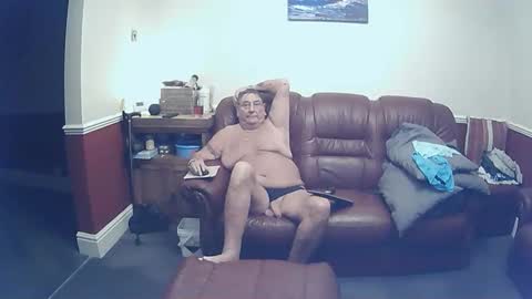 Snapshot of maxi_johnes chatting on November 1, 2025, 10:56 pm MAX online show from November 1, 2025, 10:56 pm