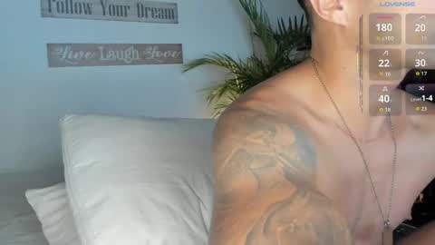 Snapshot of maxi_mux1 chatting on April 12, 2026, 8:36 pm MAXI online show from April 12, 2026, 8:36 pm