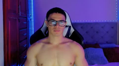 Snapshot of maxiimus__ chatting on February 1, 2025, 6:54 am Maximus online show from February 1, 2025, 6:54 am