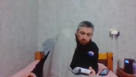 Snapshot of maximefrxx chatting on December 20, 2024, 10:11 pm Maxime online show from December 20, 2024, 10:11 pm