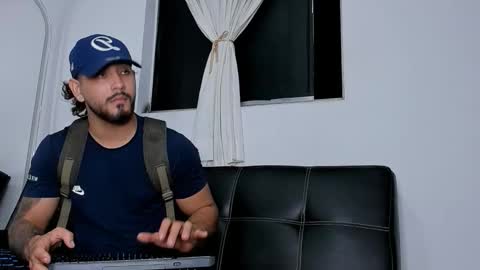 Snapshot of maximo004 chatting on November 29, 2025, 3:09 am Maximo online show from November 29, 2025, 3:09 am