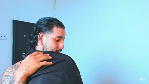 Snapshot of maximo004 chatting on December 13, 2025, 8:14 pm Maximo online show from December 13, 2025, 8:14 pm