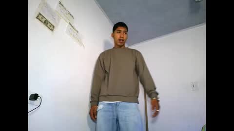 Maximo Aron Vega online show from March 24, 2026, 8:14 pm