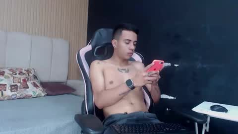 MaximoGray online show from January 14, 2026, 6:57 pm