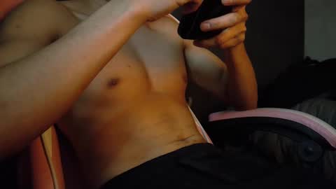 grey online show from December 22, 2024, 2:17 am