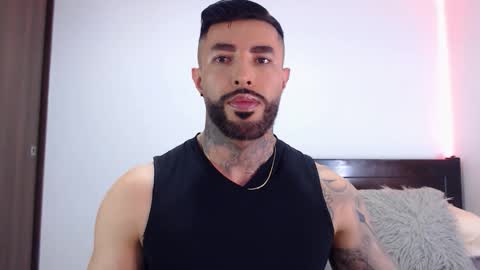 Independent Model online show from January 16, 2026, 4:16 am
